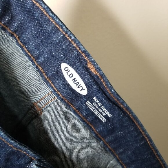 Old Navy 20p Jeans Short SkyHi Straight Extra High Rise Medium Dark Wash Stretch - Picture 5 of 6